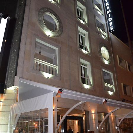 Hotel-Cafe-Restaurant Pyramides, Таза Екстер'єр фото